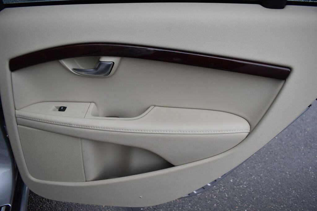 Used 2015 Volvo S80 T5 Platinum image 22