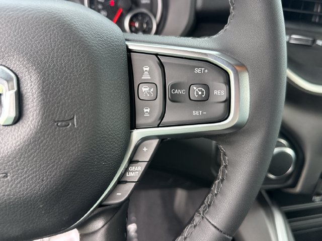New 2027 RAM 1500 4x4 Crew Cab image 21