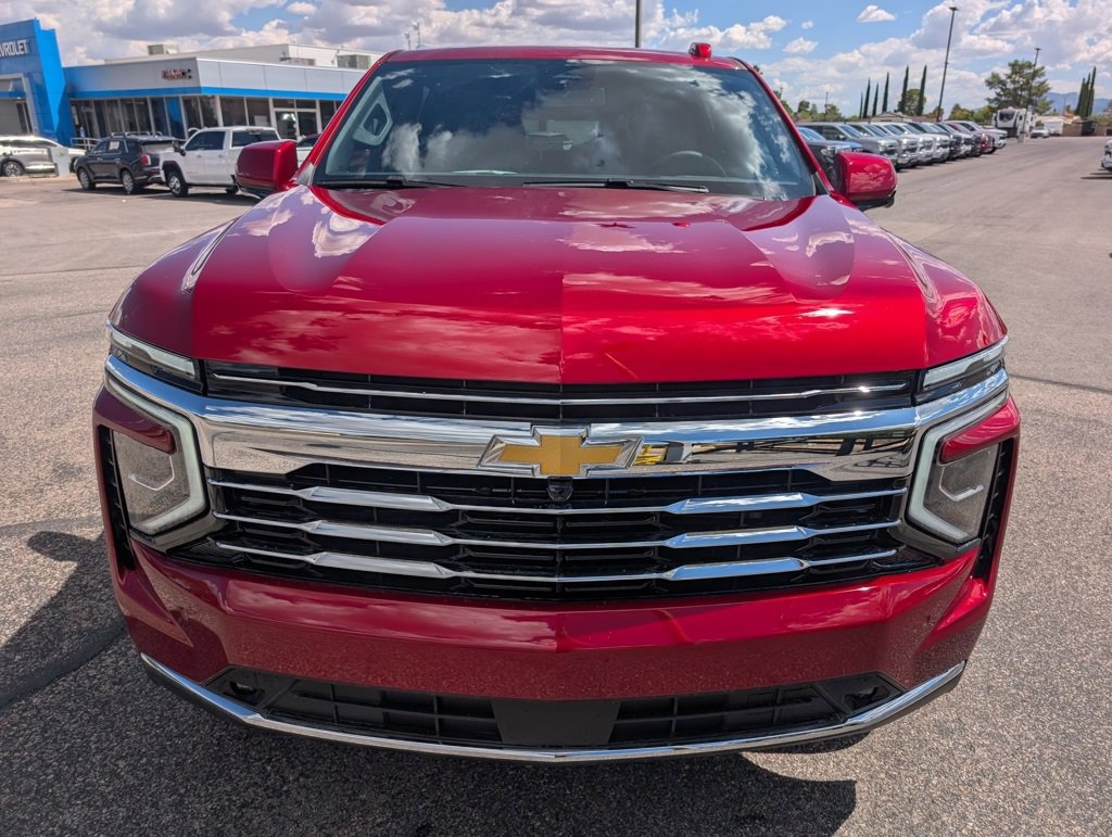 New 2025 Chevrolet Suburban LT w/ Comfort Package image 8