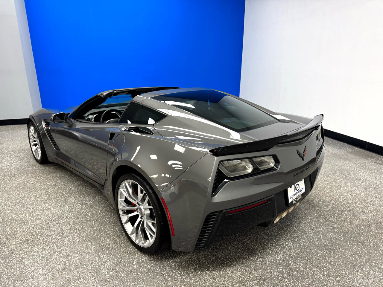 Used 2015 Chevrolet Corvette Z06 w/ 2LZ Preferred Equipment Group image 10