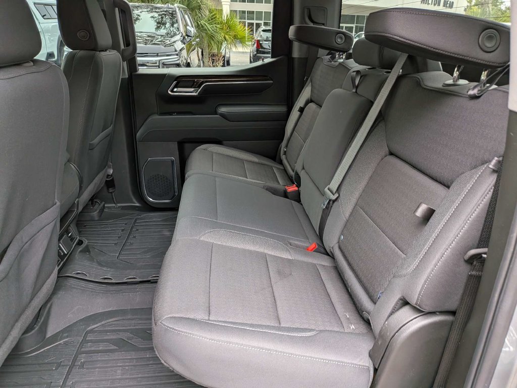 Used 2025 GMC Sierra 1500 Elevation w/ LPO, Elevation Black Package AWD/4WD image 13