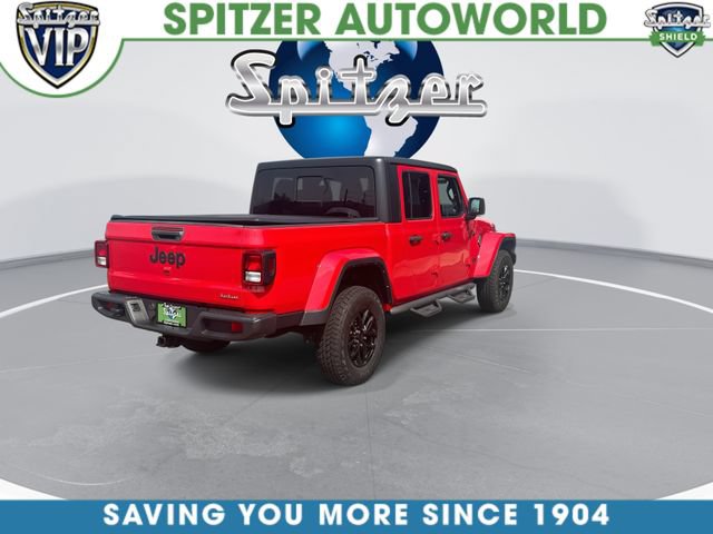 Used 2022 Jeep Gladiator Sport AWD/4WD image 9