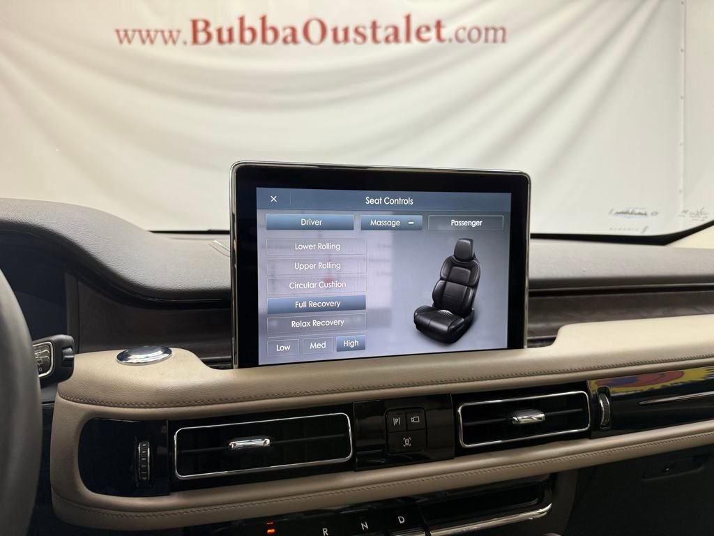 Used 2022 Lincoln Aviator Reserve image 14