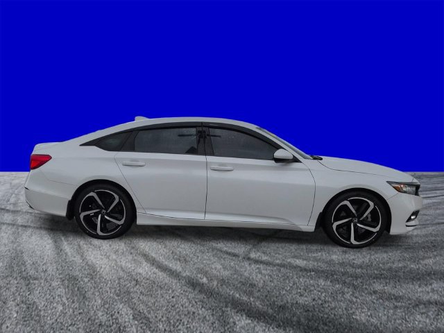Used 2018 Honda Accord Sport image 3