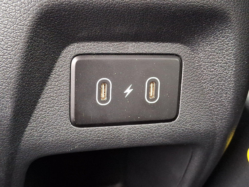 Used 2026 Hyundai Venue SEL FWD image 15