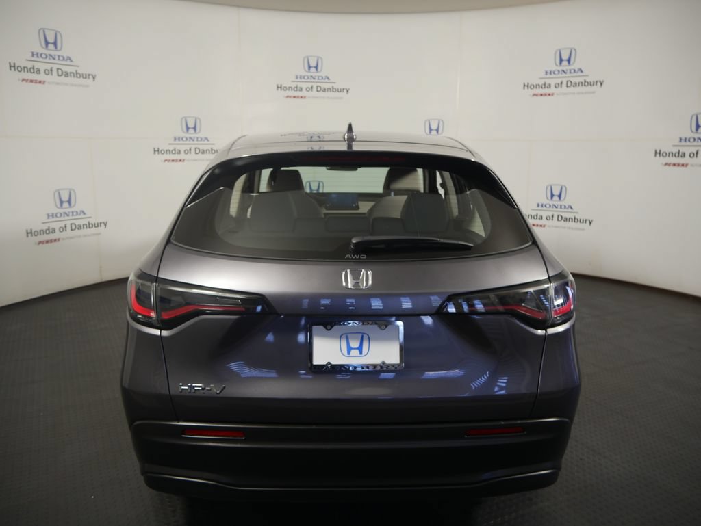 Certified 2024 Honda HR-V LX image 4