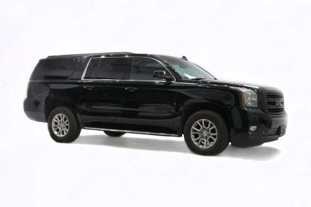 Used 2020 GMC Yukon XL SLT w/ Open Road Package image 2