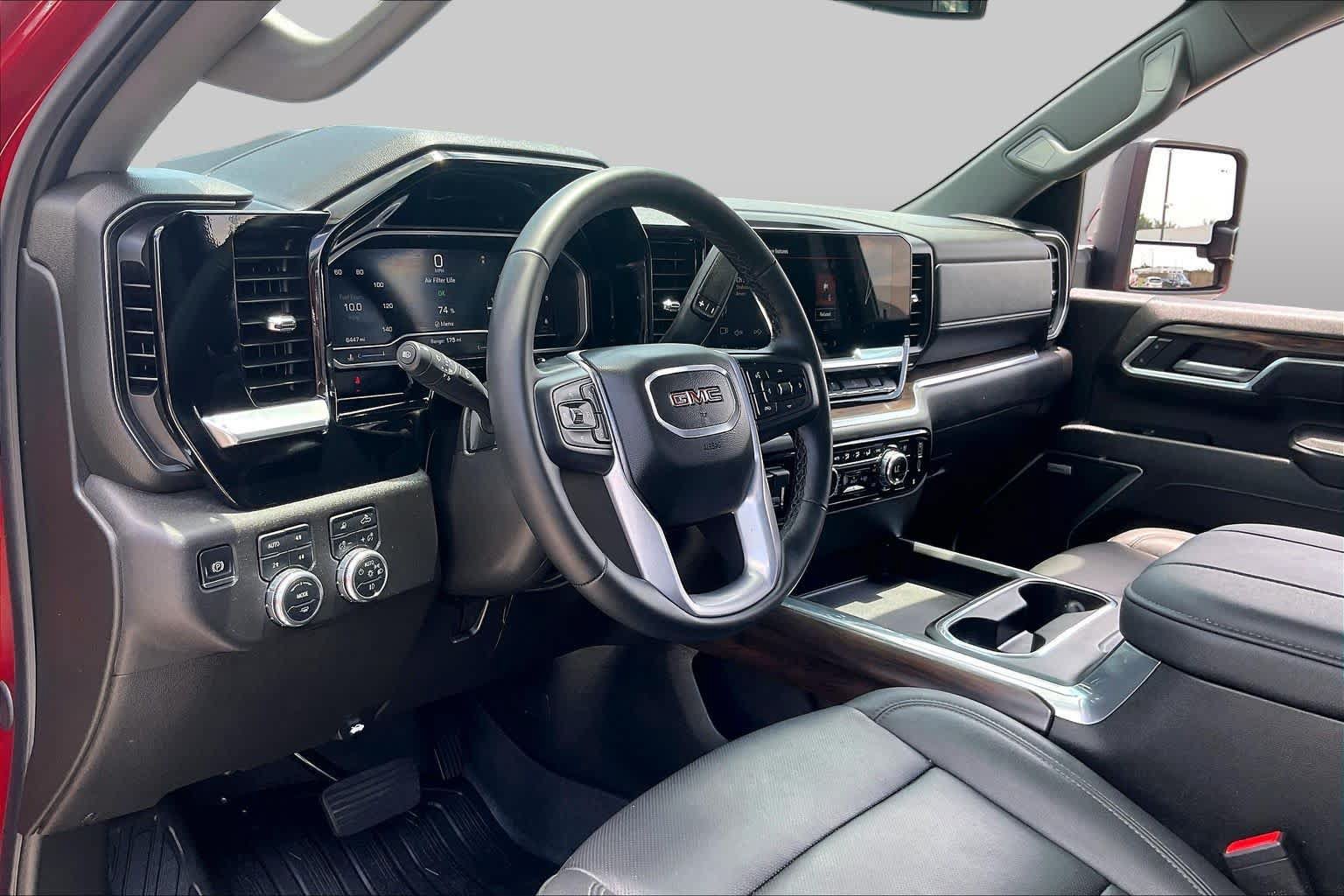 Used 2025 GMC Sierra 2500 SLT w/ Texas SLT Premium Package AWD/4WD image 17