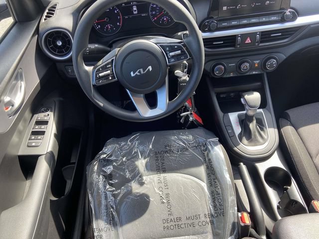 Used 2023 Kia Forte LXS FWD image 11