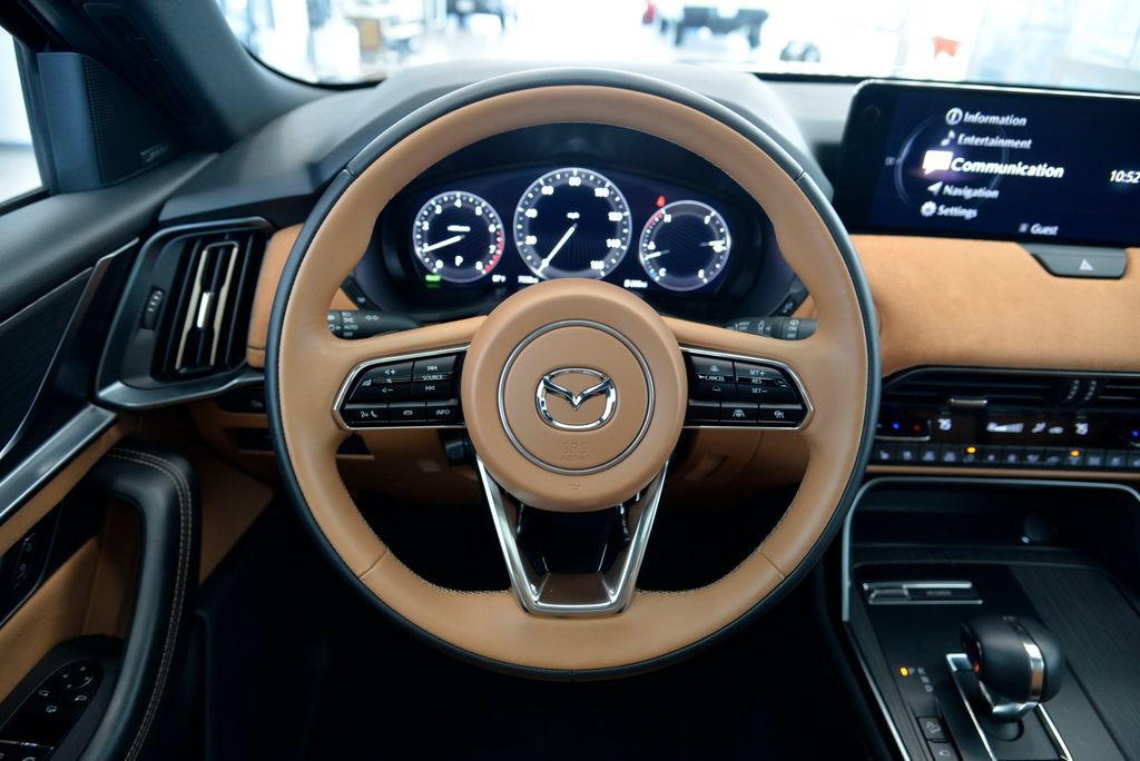 Certified 2026 MAZDA CX-70 3.3 Turbo S w/ Premium Plus AWD/4WD image 18