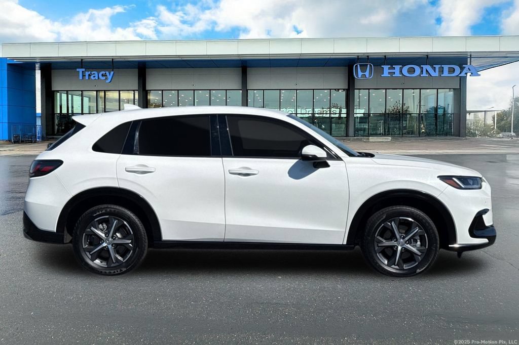 Used 2025 Honda HR-V EX-L image 4