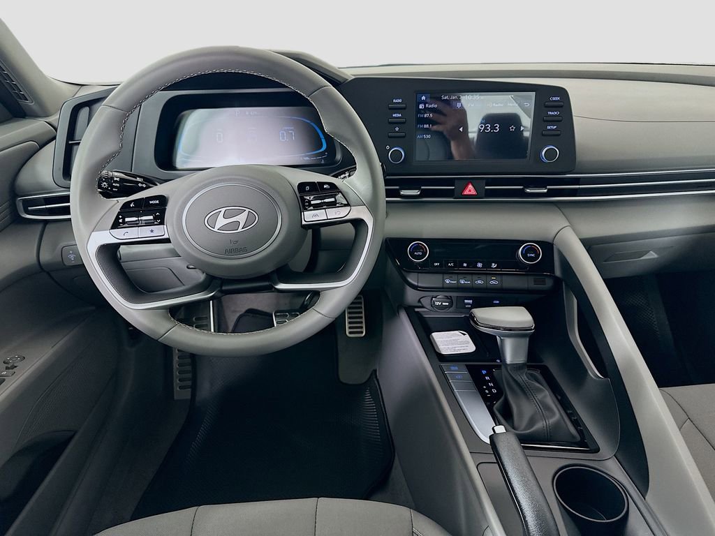 New 2026 Hyundai Elantra Sport image 17