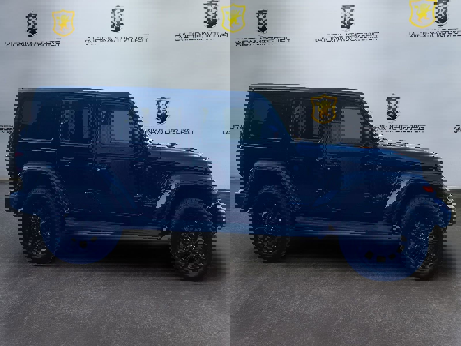 Used 2025 Jeep Wrangler Sahara image 6