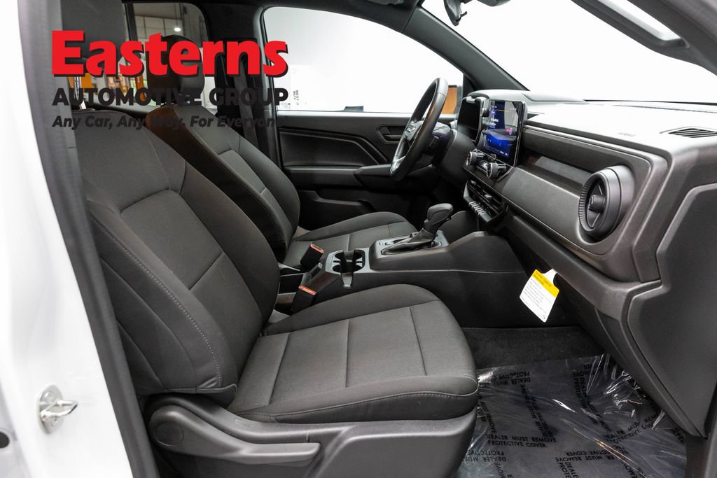 Used 2023 Chevrolet Colorado W/T RWD image 23