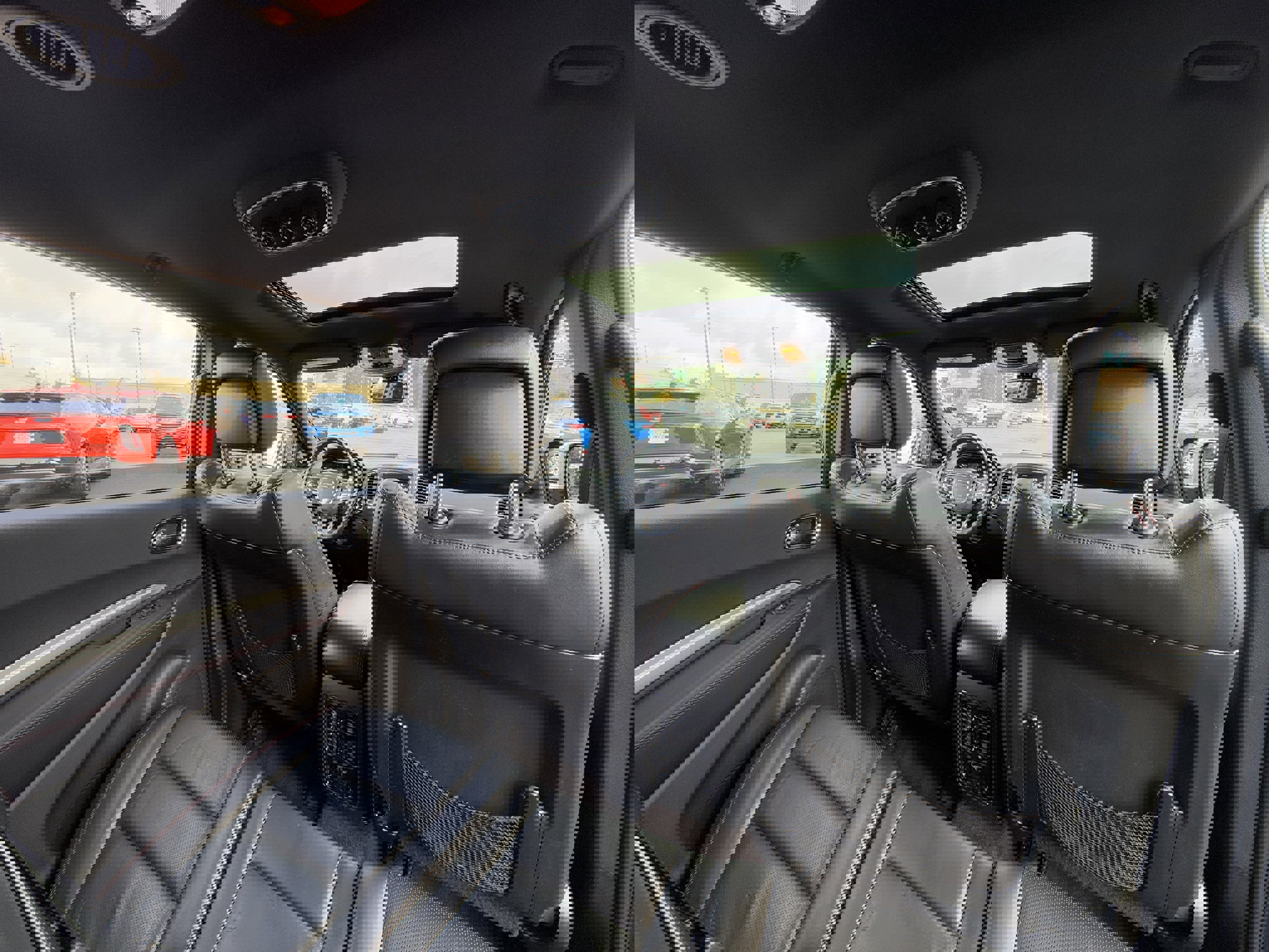 Used 2017 Dodge Durango R/T image 30