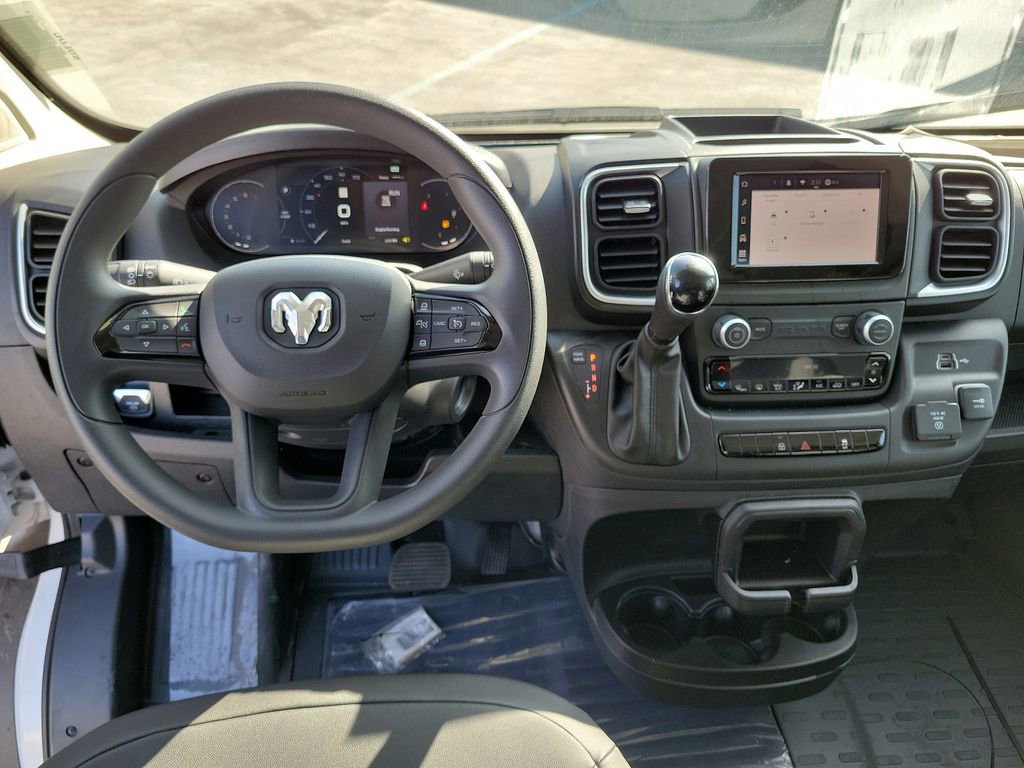 New 2025 RAM ProMaster 1500 w/ Quick Order Package 22G SLT image 3