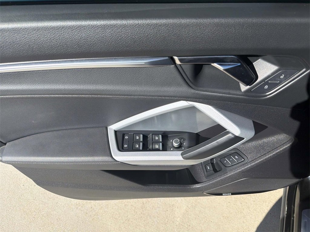 Used 2023 Audi Q3 2.0T Premium Plus w/ Premium Plus Package image 10