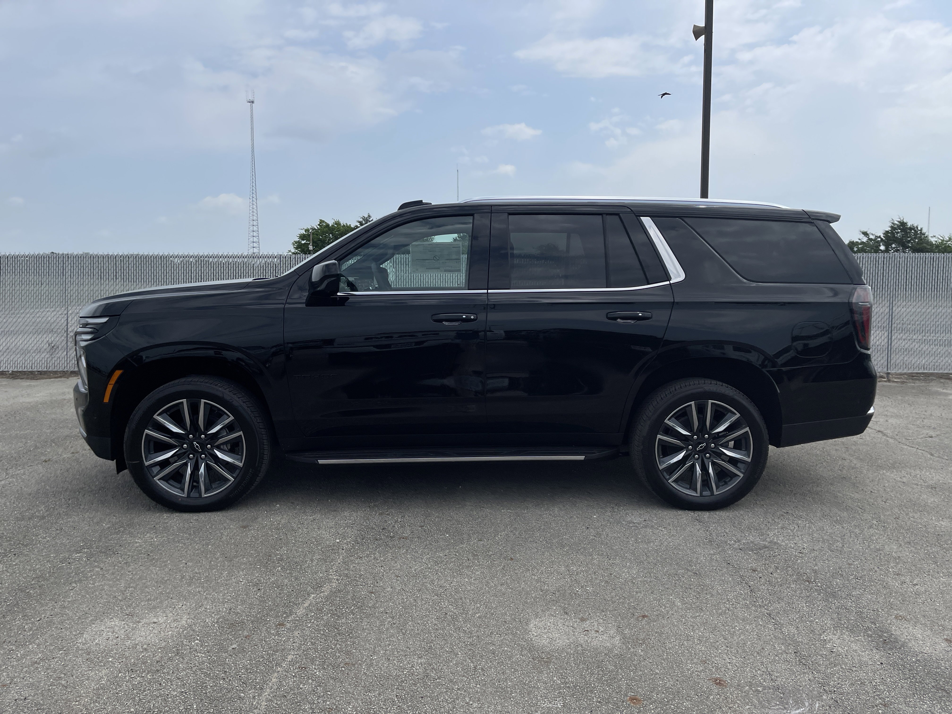 New 2026 Chevrolet Tahoe LS RWD image 10