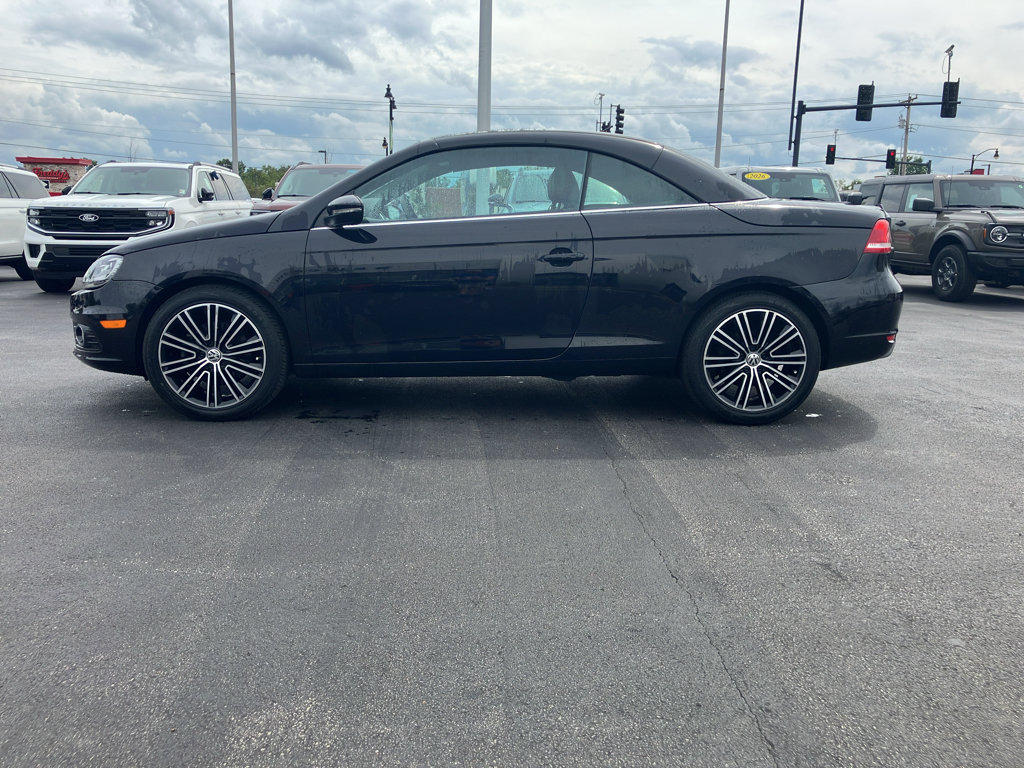 Used 2014 Volkswagen Eos FWD image 3
