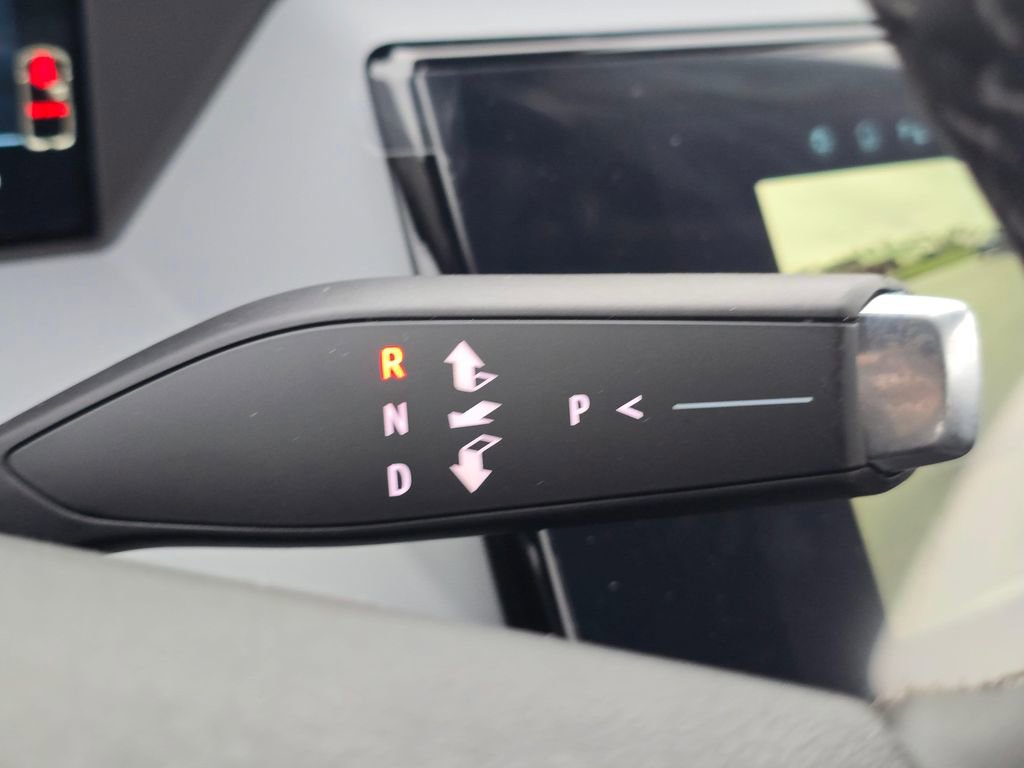 New 2027 Chevrolet Bolt LT w/ Comfort Package image 26