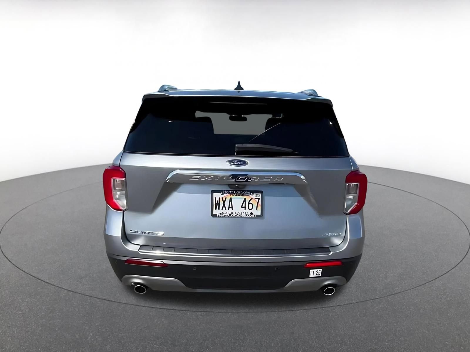 Used 2023 Ford Explorer Limited image 11