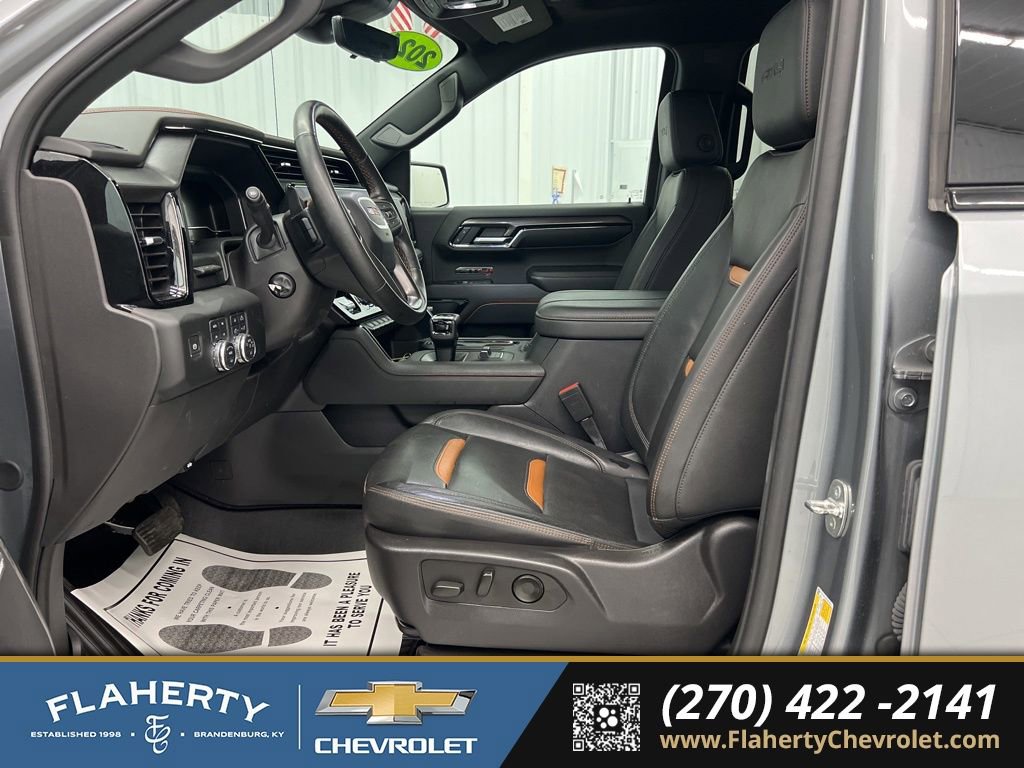 Used 2024 GMC Sierra 1500 AT4 w/ Technology Package image 9