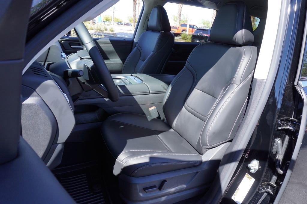 New 2026 Nissan Armada SV RWD image 14