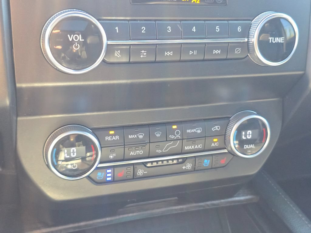 Used 2020 Ford Expedition Max Limited AWD/4WD image 29