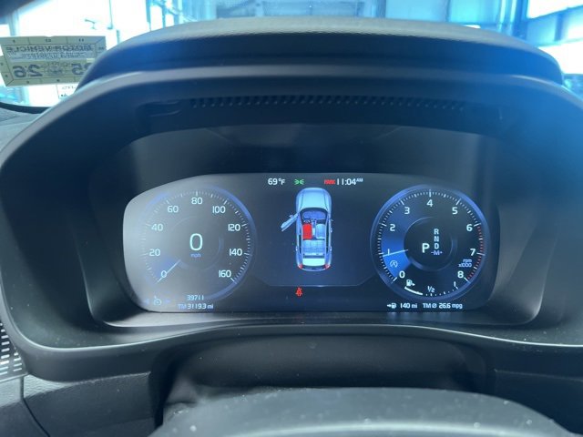 Used 2021 Volvo XC40 T5 R-Design w/ Protection Package Premier image 29