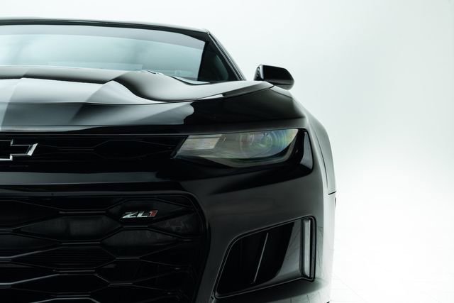 Used 2018 Chevrolet Camaro ZL1 image 7