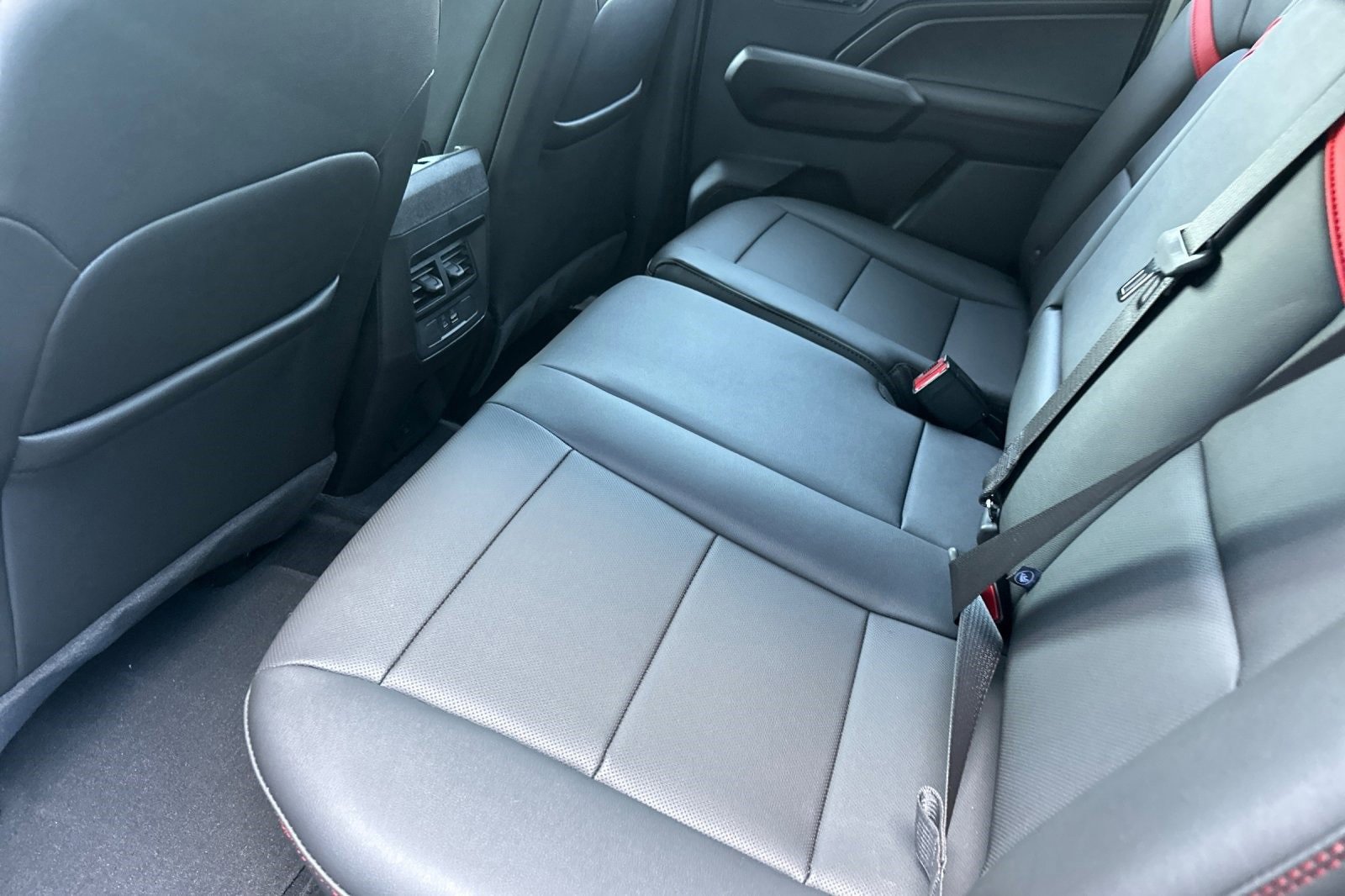 New 2025 Chevrolet Colorado Z71 w/ Technology Package image 13