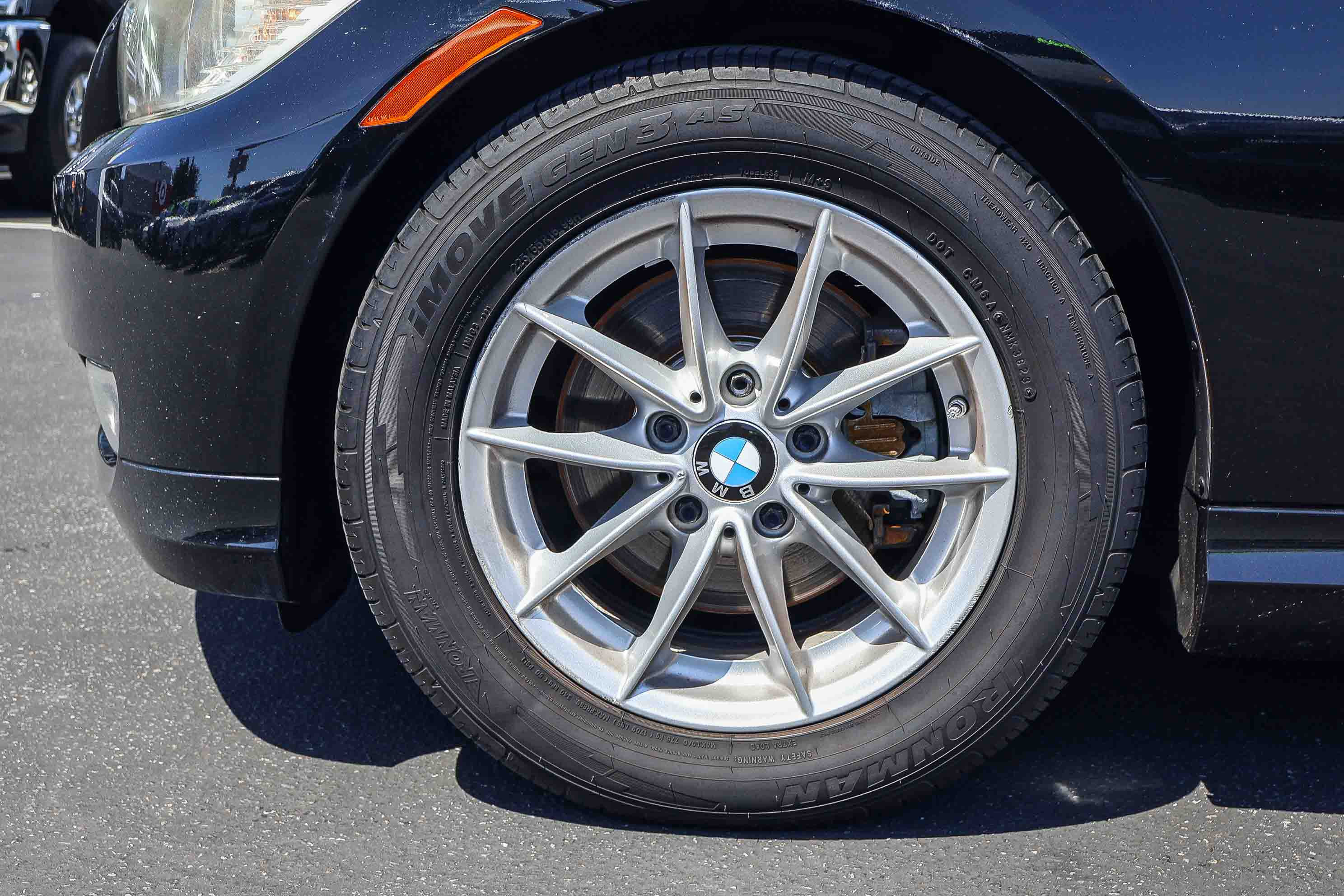 Used 2010 BMW 328i Sedan image 16