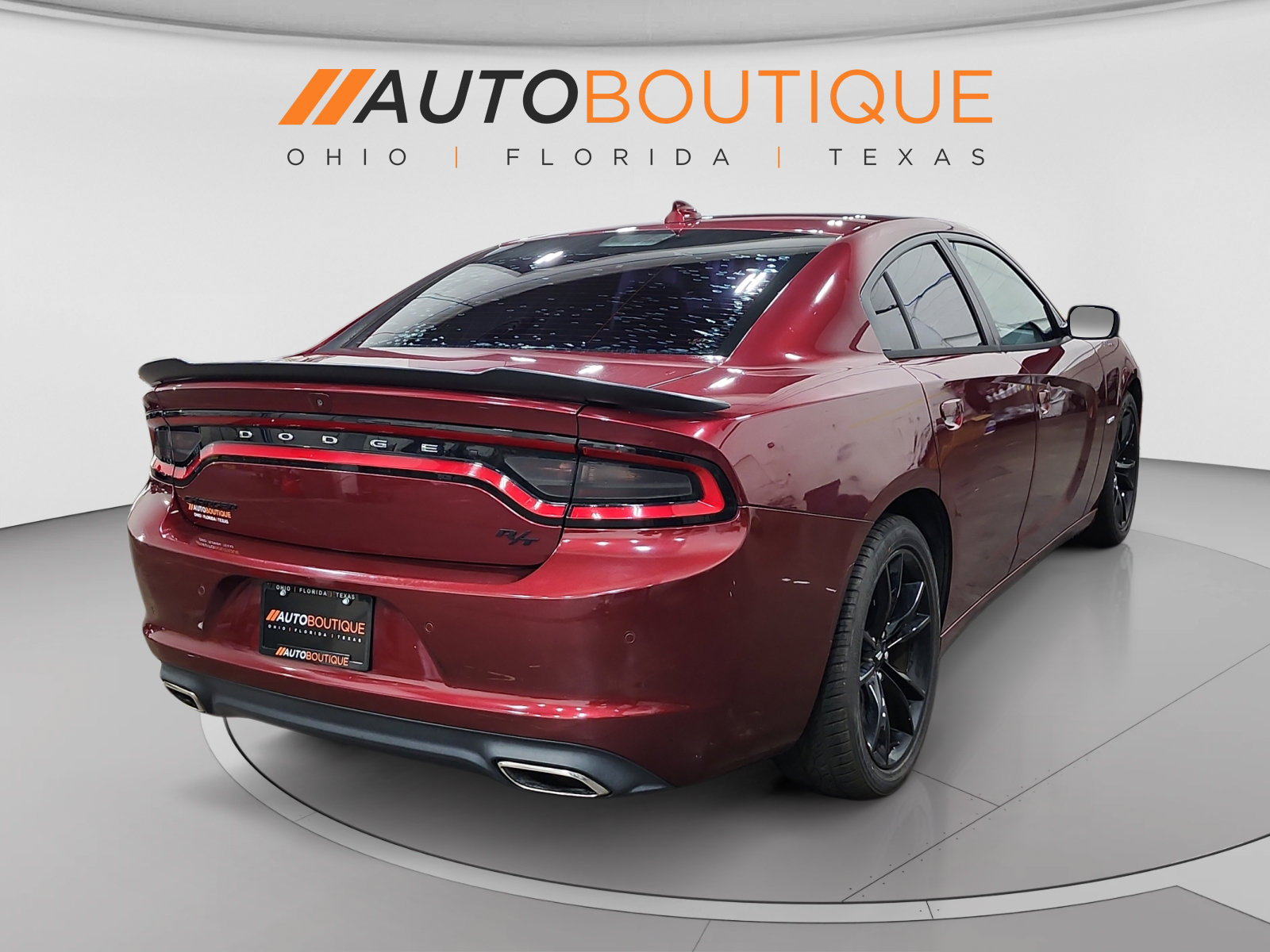Used 2018 Dodge Charger R/T w/ Blacktop Package RWD image 5