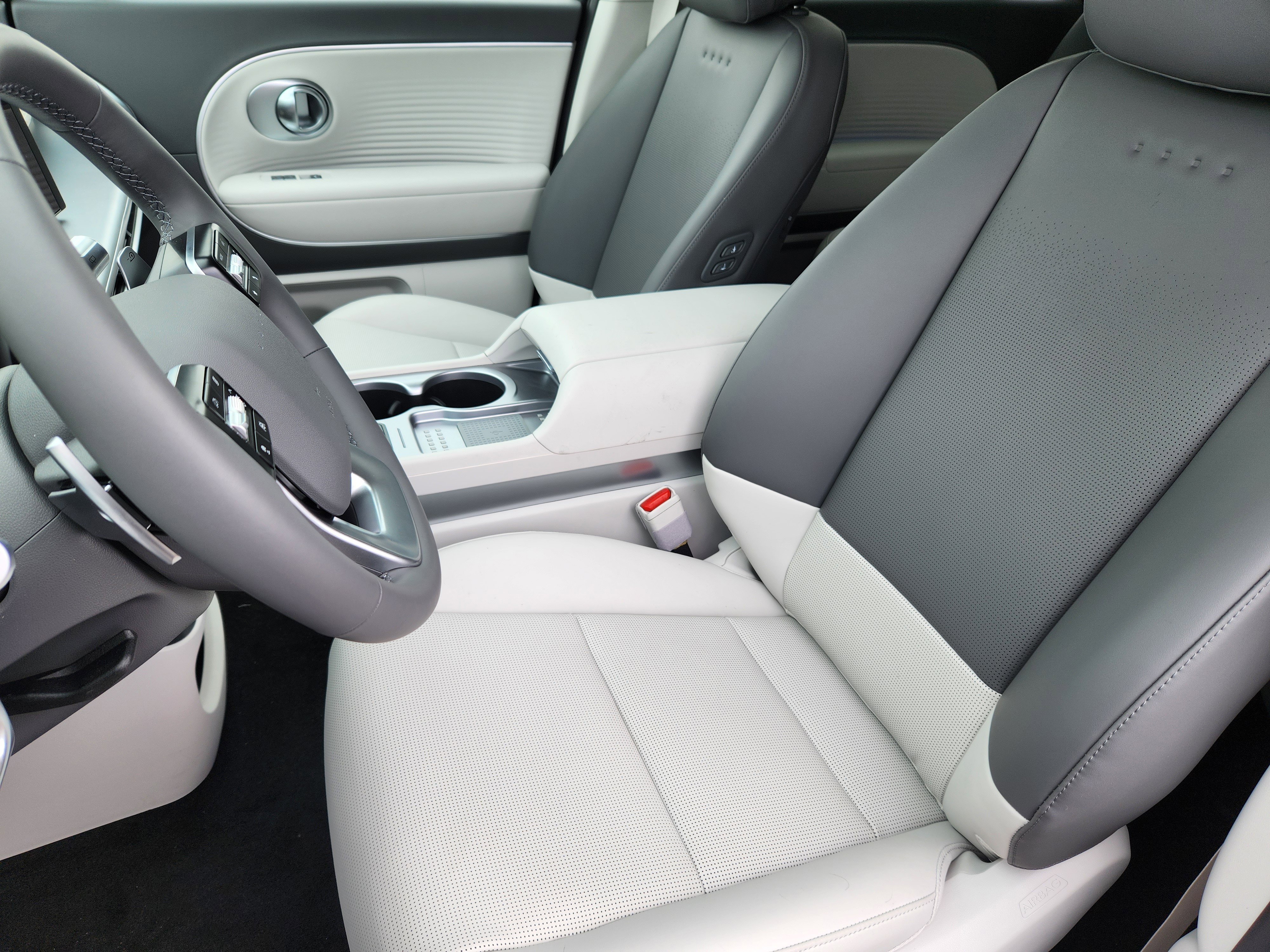 New 2026 Hyundai Ioniq 9 SEL AWD/4WD image 17