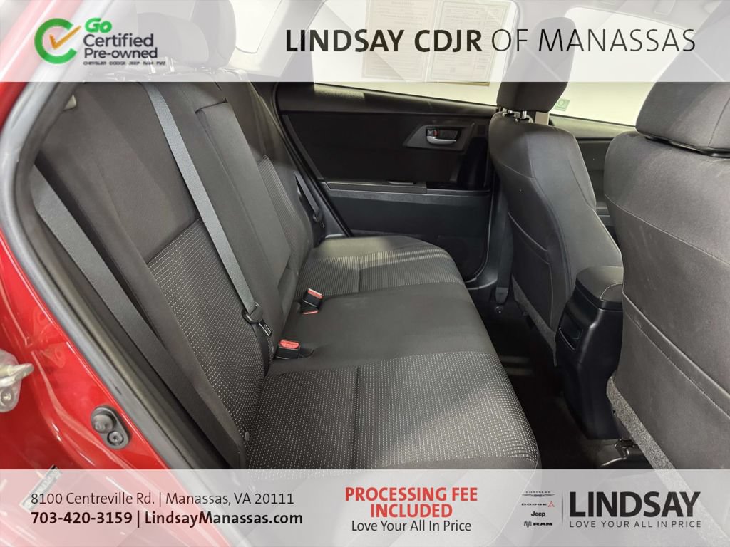 Used 2018 Toyota Corolla iM FWD image 14