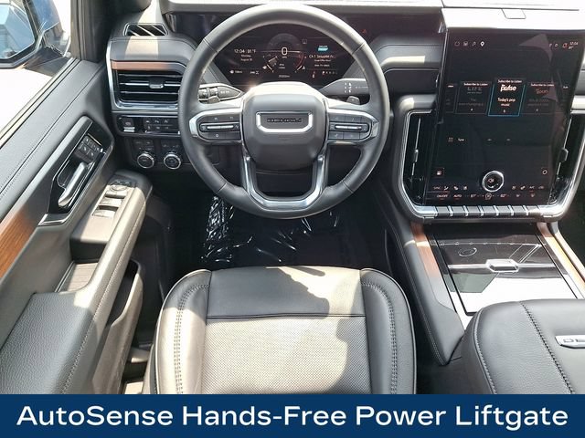 Used 2025 GMC Yukon Denali w/ LPO, Get Active Package AWD/4WD image 3