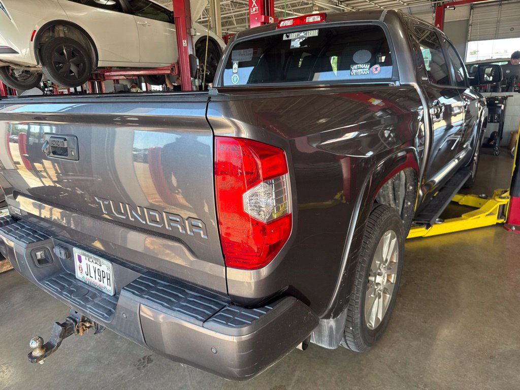 Used 2014 Toyota Tundra Limited w/ Limited Premium Package RWD image 3