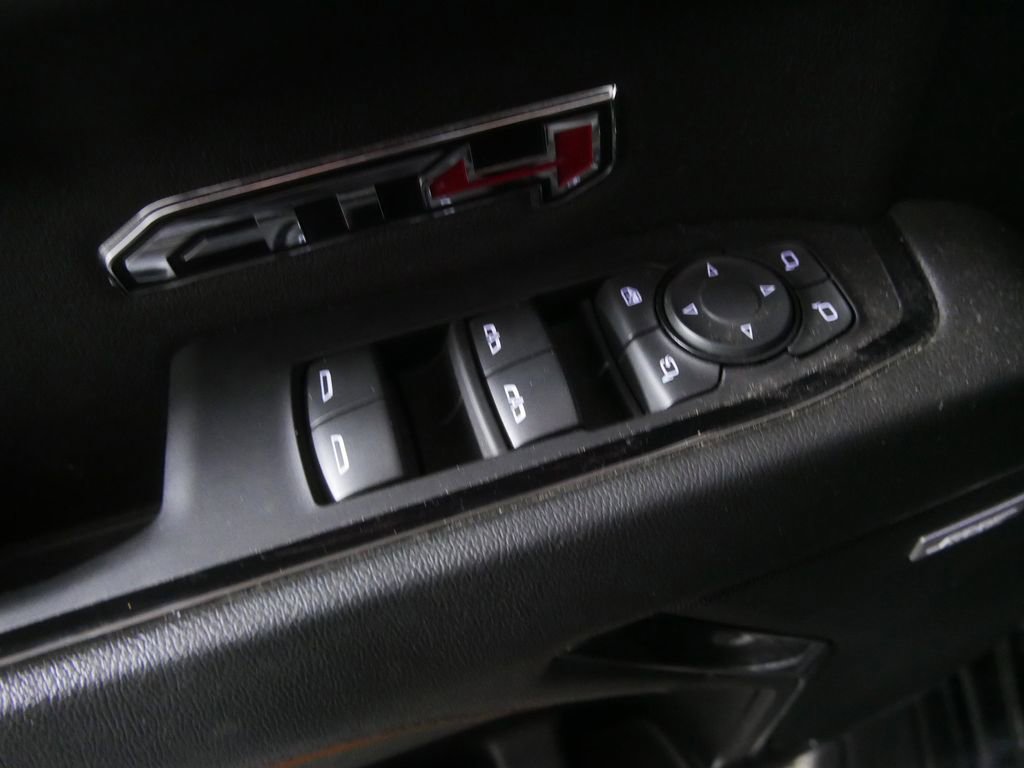 Used 2024 GMC Sierra 1500 AT4 w/ AT4 Premium Package image 12