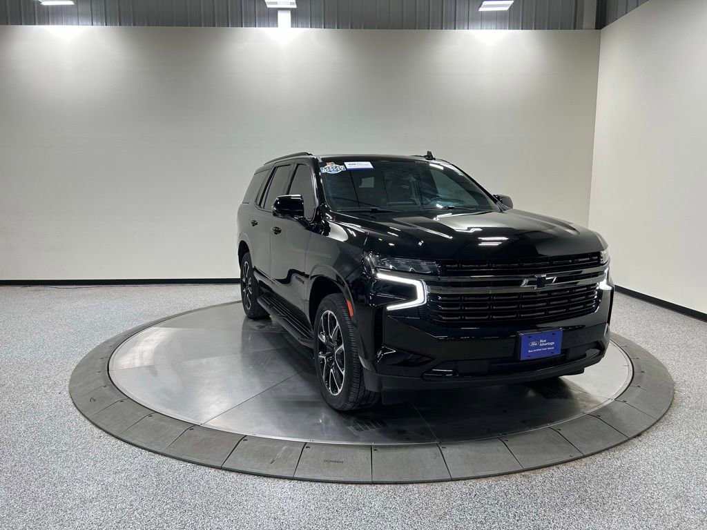 Used 2022 Chevrolet Tahoe RST w/ Luxury Package AWD/4WD image 7