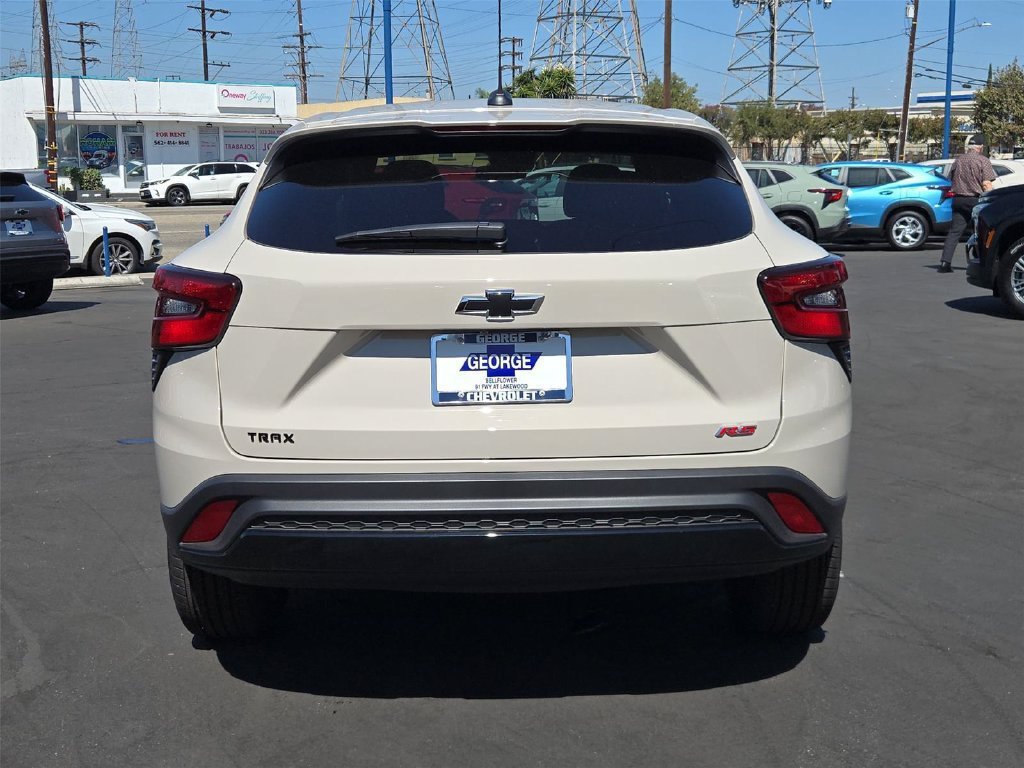 New 2026 Chevrolet Trax RS FWD image 28
