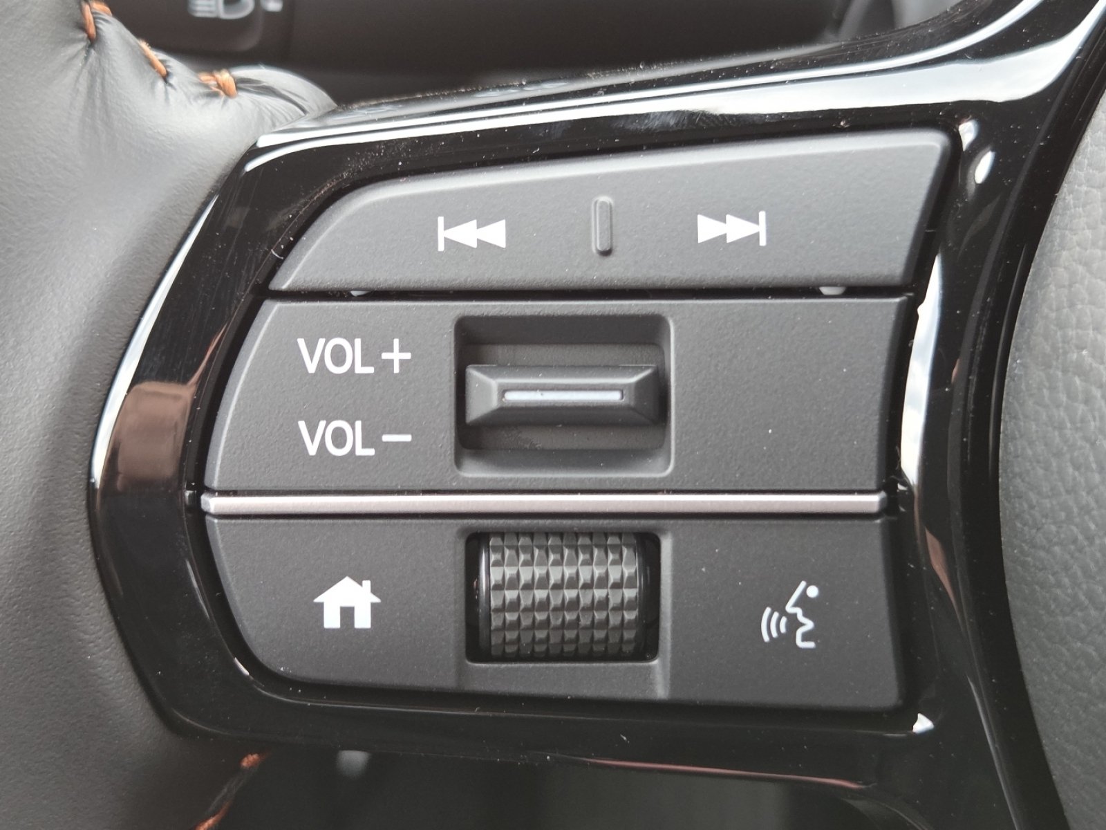 New 2027 Honda HR-V Sport image 10