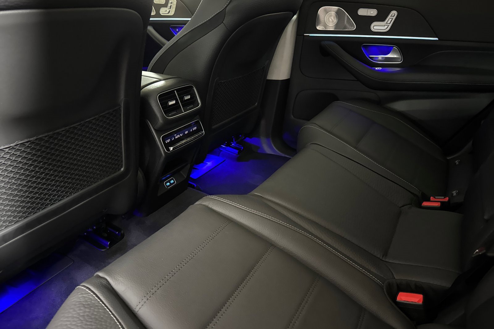 New 2026 Mercedes-Benz GLS 450 4MATIC image 14