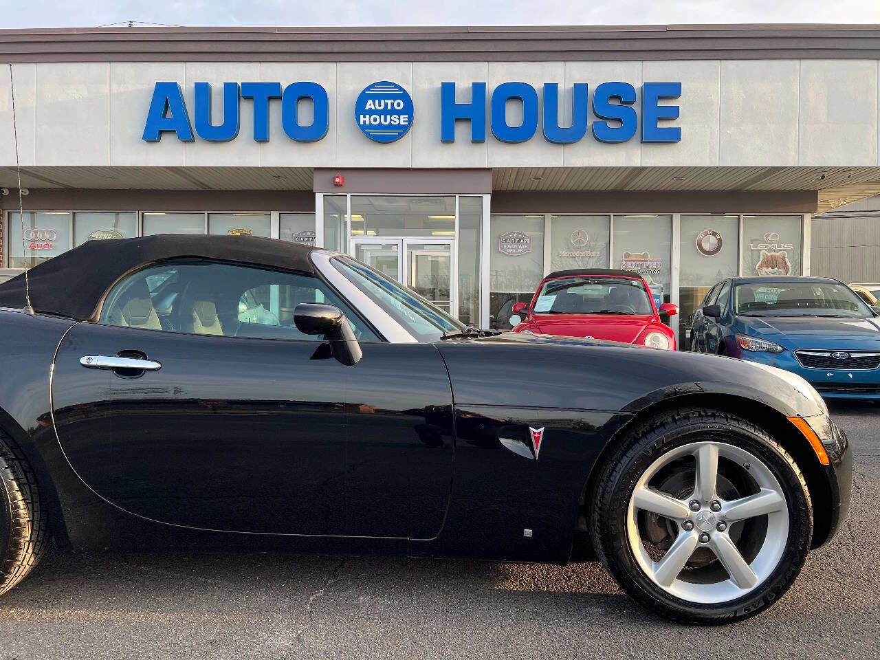 Used 2009 Pontiac Solstice Convertible w/ Preferred Package image 35