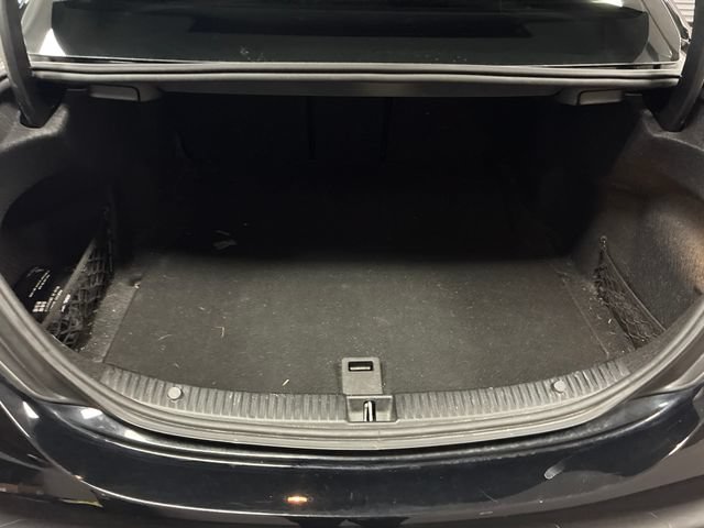 Used 2018 Mercedes-Benz C 300 4MATIC Sedan image 23