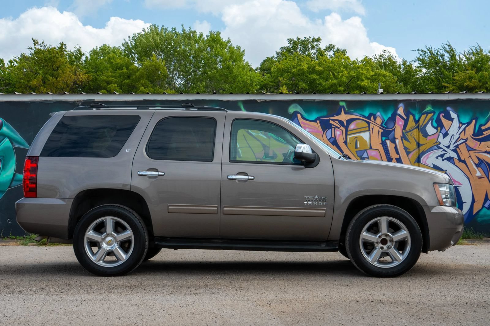 Used 2013 Chevrolet Tahoe LT w/ Texas Edition RWD image 8