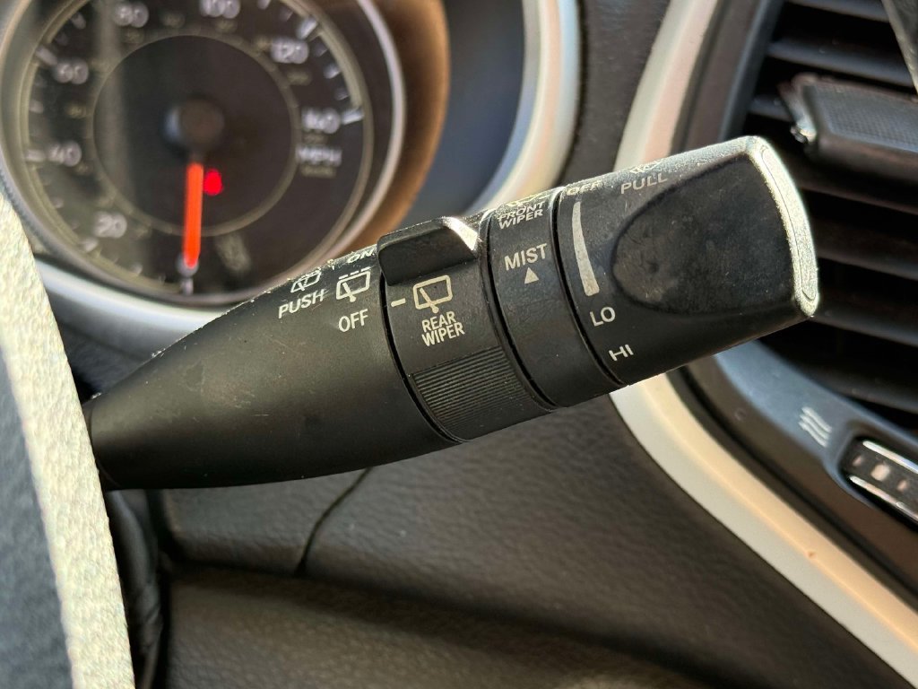 Used 2017 Jeep Cherokee Limited AWD/4WD image 27