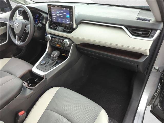 Used 2022 Toyota RAV4 Limited AWD/4WD image 22