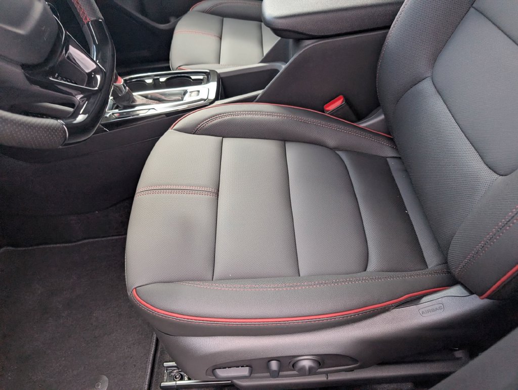 New 2026 Chevrolet TrailBlazer RS w/ Convenience Package FWD image 19