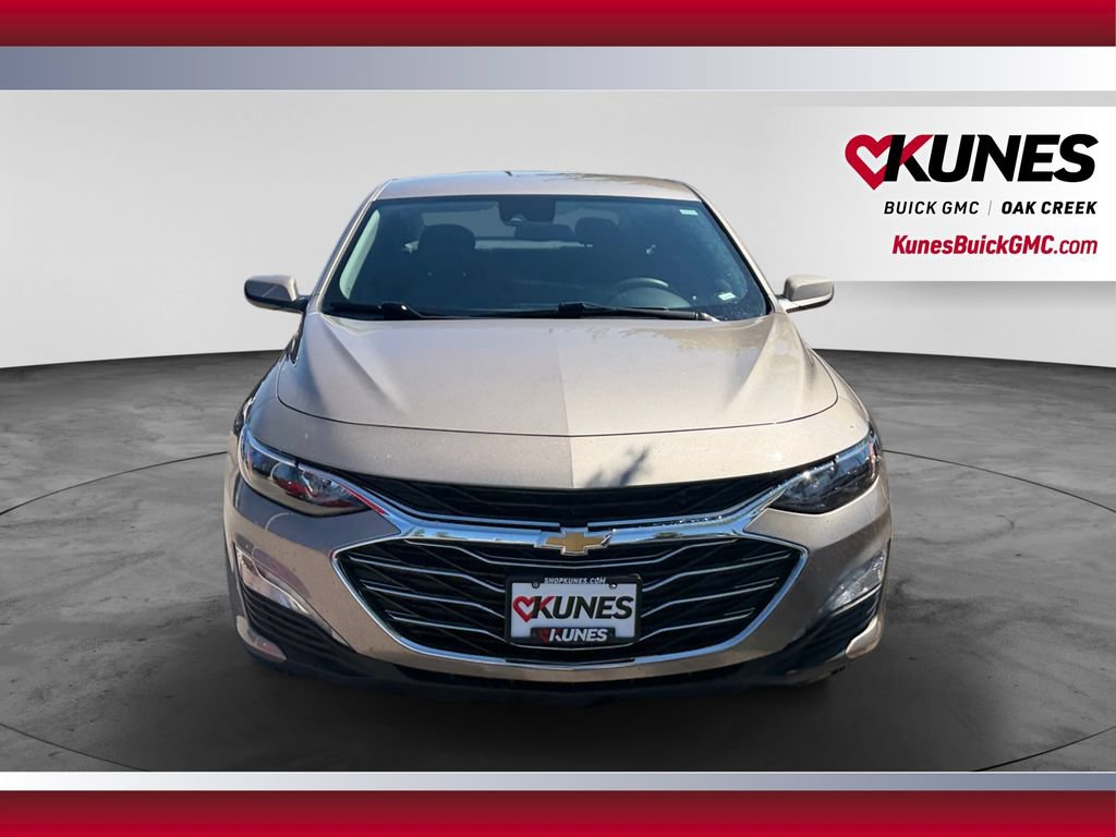 Used 2024 Chevrolet Malibu LT FWD image 3