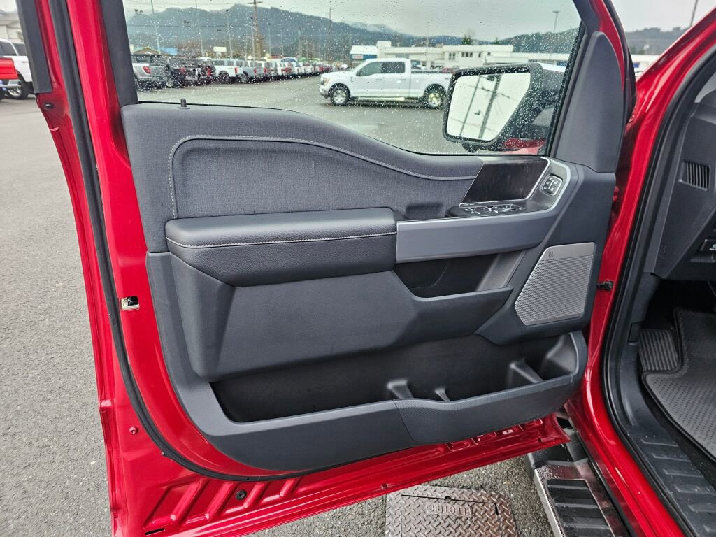 Certified 2022 Ford F150 Lariat w/ Equipment Group 502A High image 17